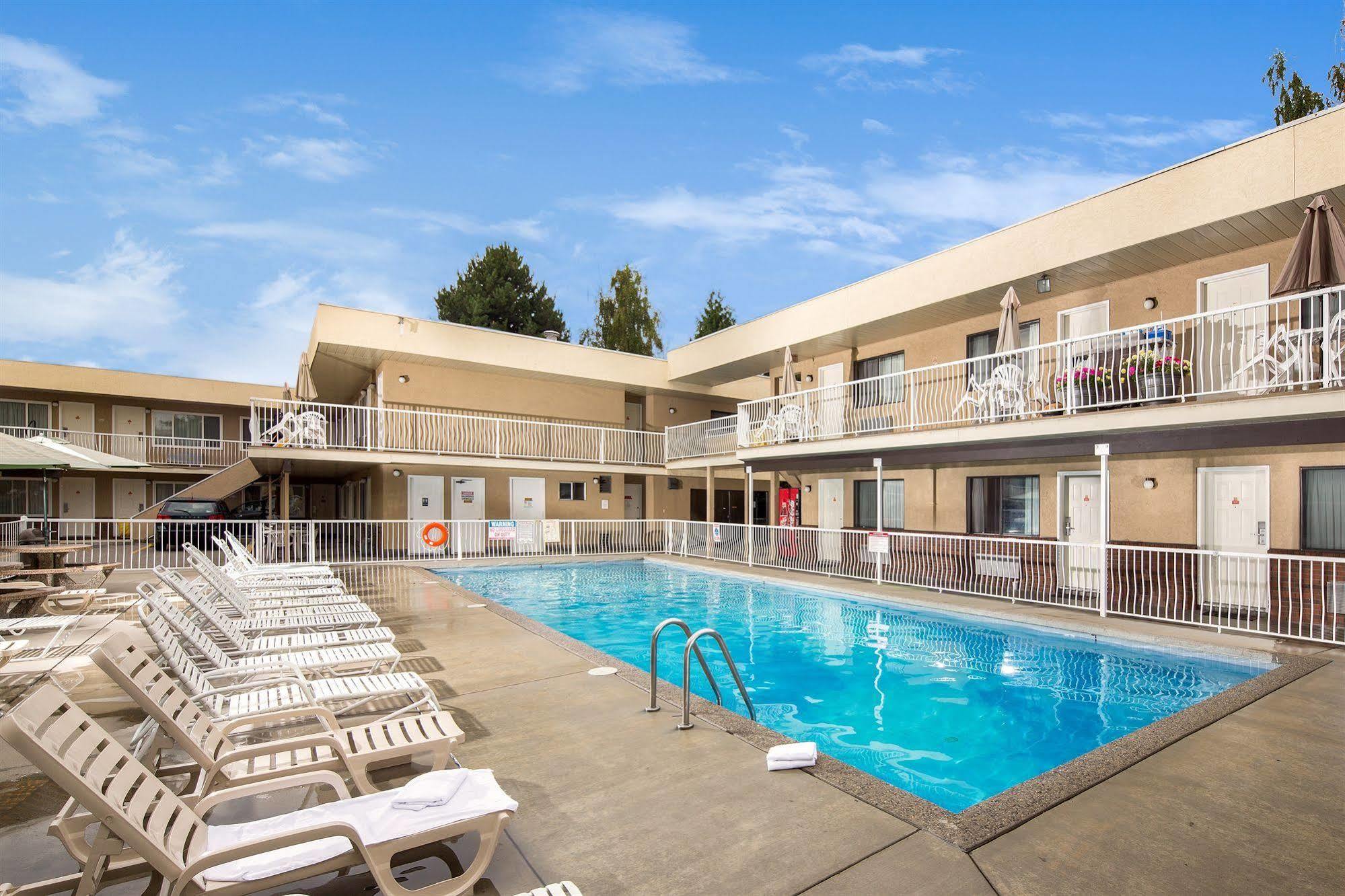 קלונה Siesta Suites מראה חיצוני תמונה