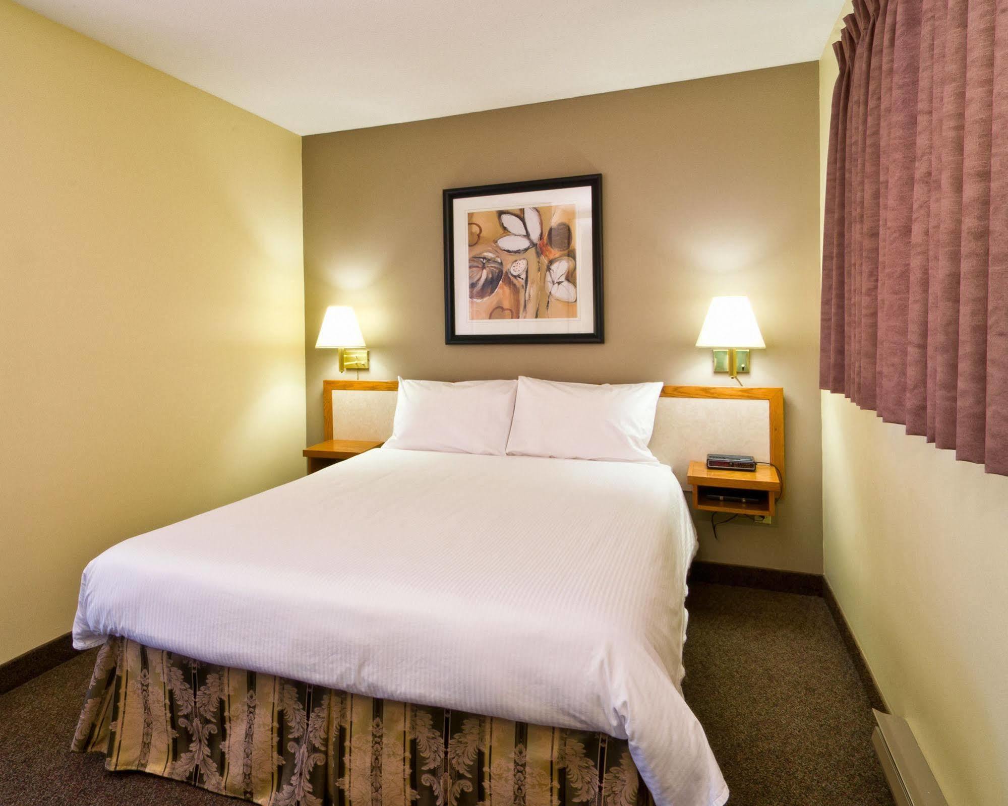 קלונה Siesta Suites מראה חיצוני תמונה